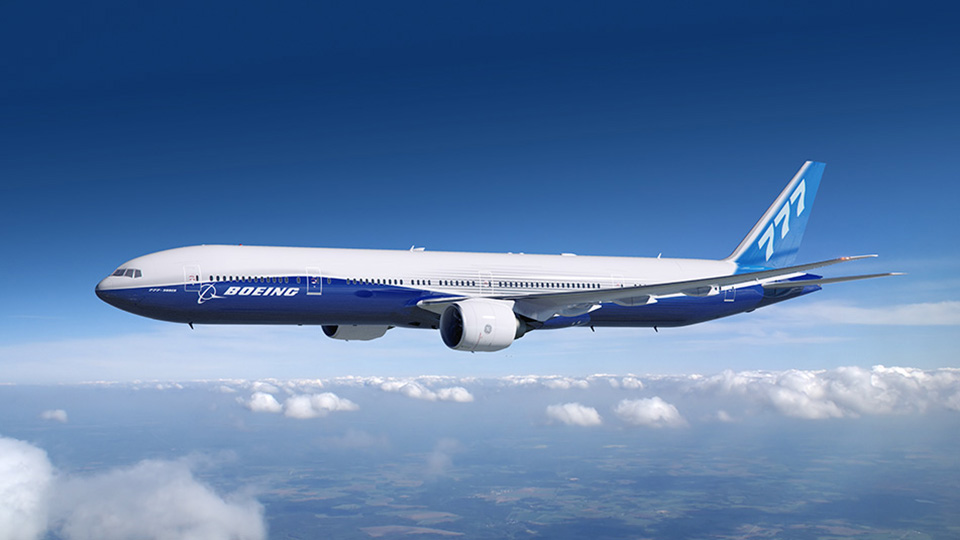 Picture of ӰƵ 7 7 7 in flight.